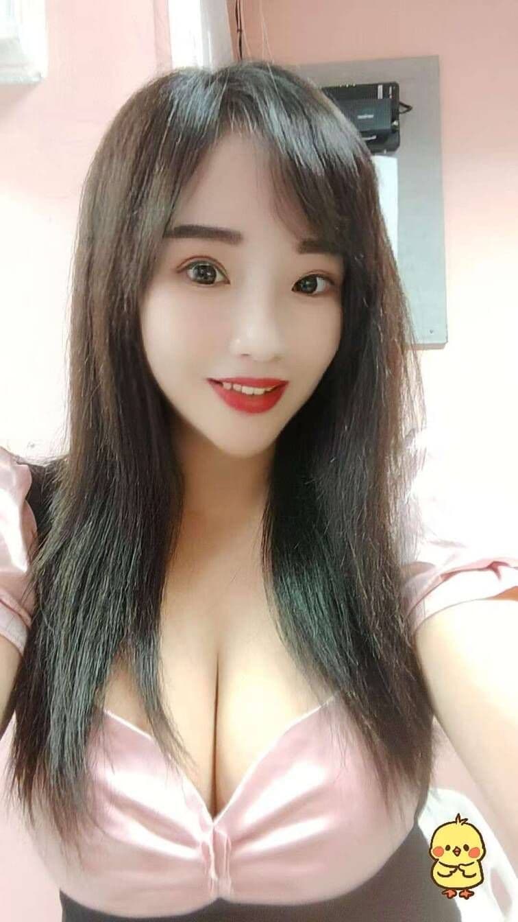 纽约楼凤，天然D胸兼职，本人照片！ - 2